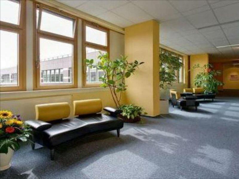Commundo Tagungshotel Neuss Exterior foto