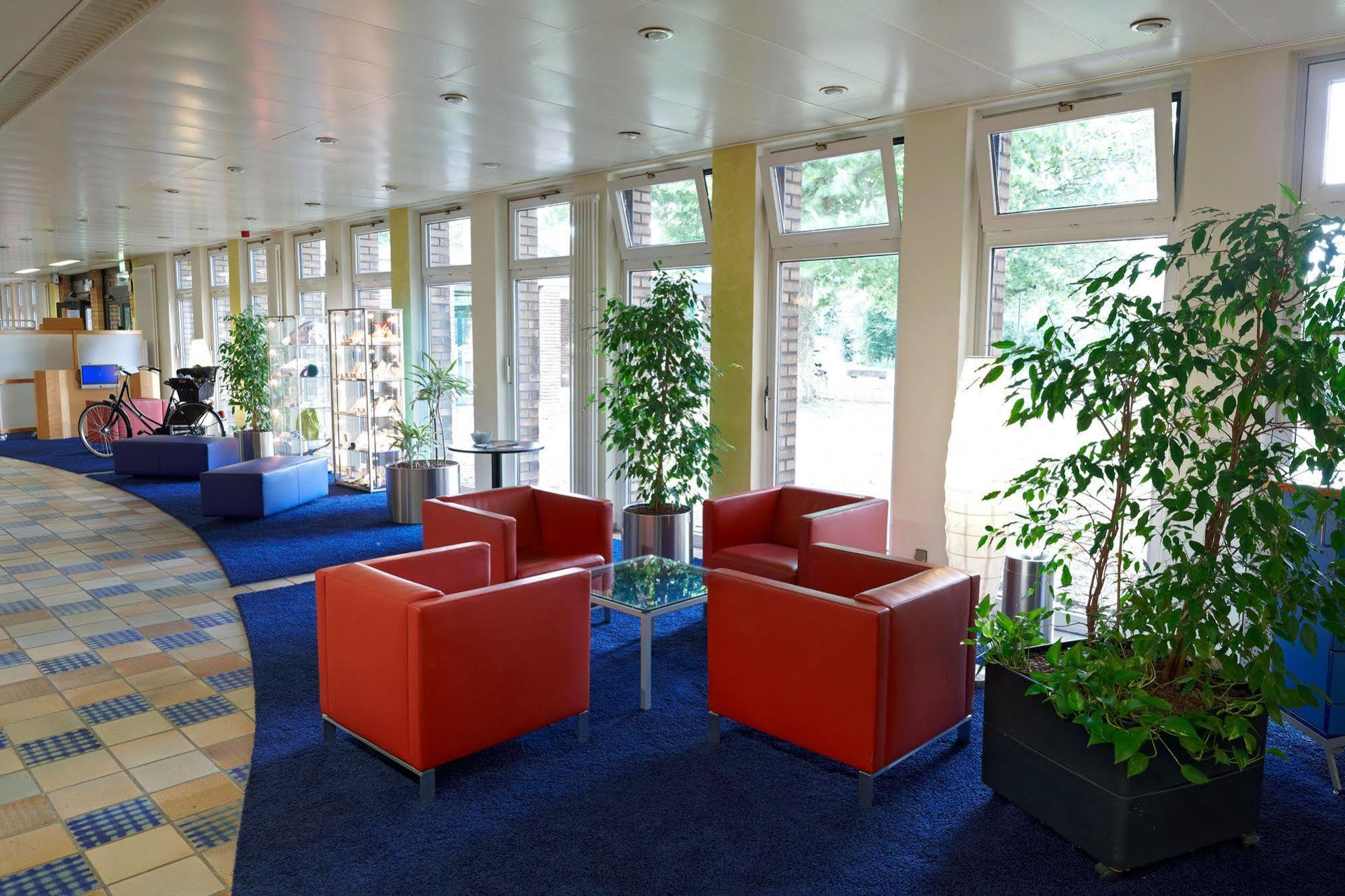 Commundo Tagungshotel Neuss Exterior foto